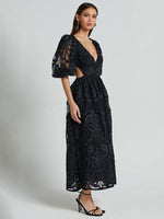 Maxi Jurk met Diepe V-hals en Kant - Maxi Dresses - Jurkjes.co