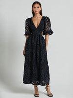 Maxi Jurk met Diepe V-hals en Kant - Maxi Dresses - Jurkjes.co