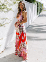 Maxi Jurk met Halternek en Paisley Print - Group10 - Jurkjes.co