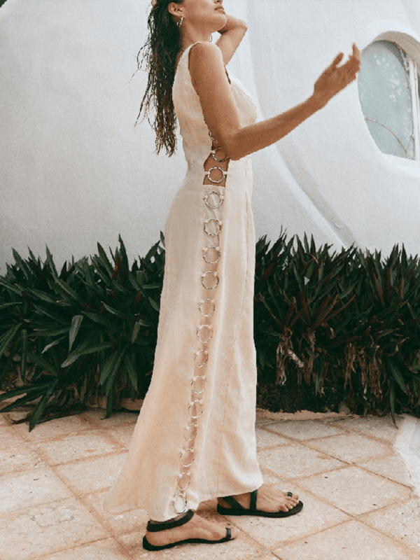 Maxi Jurk met Hoge Hals en Decoratieve Ringen - Group4 - Jurkjes.co