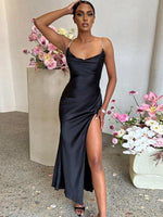 Maxi Jurk met Hoge Split en V-hals - Group8 - Jurkjes.co