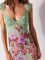 Maxi Jurk met V-hals en Bloemenprint - Maxi Dresses - Jurkjes.co