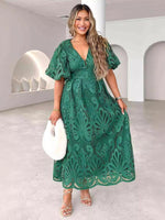 Maxi Jurk met V-hals en Borduurdetails - Maxi Dresses - Jurkjes.co