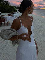 Maxi Jurk met V-hals en Cut-out Details - Maxi Dresses - Jurkjes.co