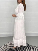 Maxi Jurk met V-hals en Eyelet Patroon - Mini Dresses - Jurkjes.co