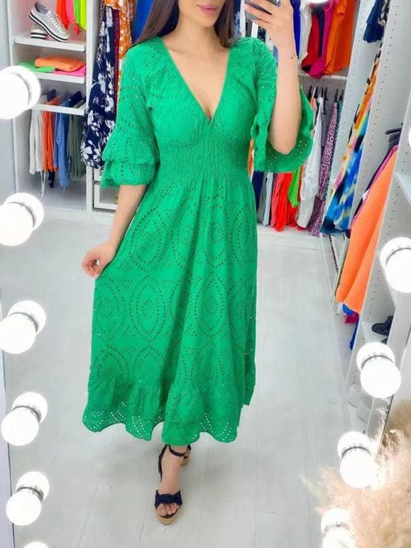 Maxi Jurk met V-hals en Eyelet Patroon - Mini Dresses - Jurkjes.co