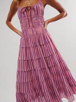 Maxi Jurk met V-hals en Gestreept Patroon - Group1 - Jurkjes.co