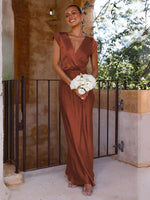 Maxi Jurk met V-hals en Luxe Stof - Group1 - Jurkjes.co