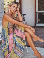 Maxi Jurk met V-hals en Patchwork Print - Group3 - Jurkjes.co