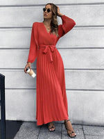 Maxi Jurk met V-hals en Plooirok - Maxi Dresses - Jurkjes.co