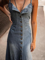 Maxi Jurk met Verweerd Denim en Knopen - Maxi Dresses - Jurkjes.co