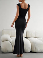 Maxi Jurk met Vierkante Hals en Kapmouwtjes - Group2 - Jurkjes.co