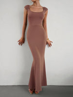 Maxi Jurk met Vierkante Hals en Kapmouwtjes - Group2 - Jurkjes.co