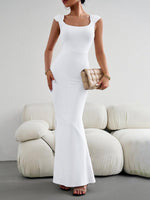 Maxi Jurk met Vierkante Hals en Kapmouwtjes - Group2 - Jurkjes.co