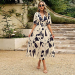 Midi Jurk met Bloemenprint en V-hals - Dresses - Jurkjes.co