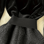 Midi Jurk met Borduursels en Elegante Snit - Dresses - Jurkjes.co