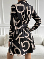 Midi Jurk met Ceintuur en Geometrisch Patroon - Group6 - Jurkjes.co