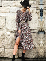 Midi Jurk met Dierenprint en Getailleerde Pasvorm - Group5 - Jurkjes.co