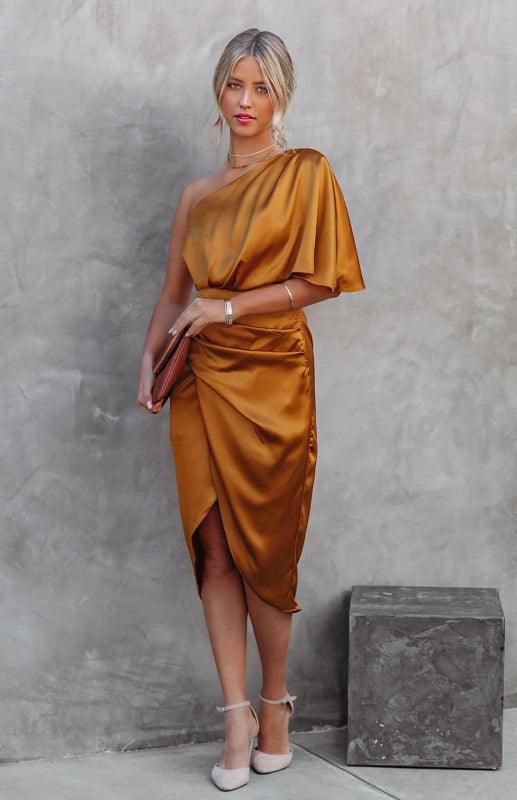 Midi Jurk met Eén Schouder en Drape - Midi Dresses - Jurkjes.co