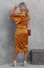 Midi Jurk met Eén Schouder en Drape - Midi Dresses - Jurkjes.co