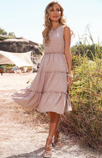 Midi Jurk met Gelaagd Ontwerp - Midi Dresses - Jurkjes.co