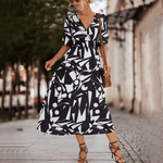 Midi Jurk met Geometrisch Patroon - Dresses - Jurkjes.co