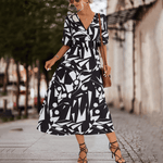 Midi Jurk met Geometrisch Patroon - Dresses - Jurkjes.co