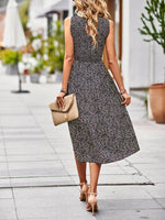 Midi Jurk met Hoge Hals en Bloemenprint - Group5 - Jurkjes.co