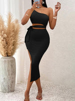 Midi Jurk met One-Shoulder en Hoge Split - Group3 - Jurkjes.co