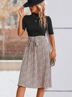 Midi Jurk met Paisley Print en Hoge Hals - Midi Dresses - Jurkjes.co