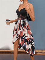 Midi Jurk met V-hals en Abstracte Print - Group3 - Jurkjes.co