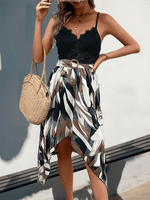 Midi Jurk met V-hals en Abstracte Print - Group3 - Jurkjes.co