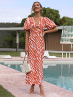 Midi Jurk met V-hals en Abstracte Print - Midi Dresses - Jurkjes.co