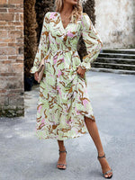 Midi Jurk met V-hals en Abstracte Print - Midi Dresses - Jurkjes.co