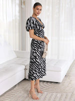 Midi Jurk met V-hals en Abstracte Print - Midi Dresses - Jurkjes.co