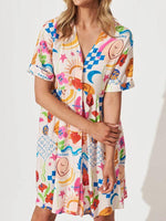 Midi Jurk met V-hals en Abstracte Print - Mini Dresses - Jurkjes.co