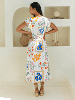 Midi Jurk met V-hals en Bloemenprint - Group11 - Jurkjes.co