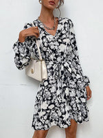 Midi Jurk met V-hals en Bloemenprint - Maxi Dresses - Jurkjes.co