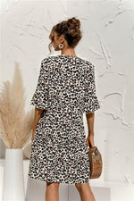Midi Jurk met V-hals en Bloemenprint - Midi Dresses - Jurkjes.co
