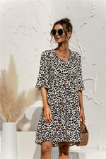 Midi Jurk met V-hals en Bloemenprint - Midi Dresses - Jurkjes.co