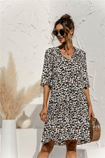 Midi Jurk met V-hals en Bloemenprint - Midi Dresses - Jurkjes.co