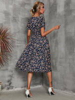 Midi Jurk met V-hals en Bloemenprint - Midi Dresses - Jurkjes.co