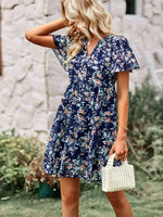 Midi Jurk met V-hals en Bloemenprint - Mini Dresses - Jurkjes.co