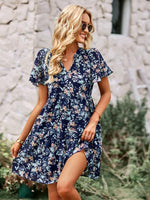 Midi Jurk met V-hals en Bloemenprint - Mini Dresses - Jurkjes.co