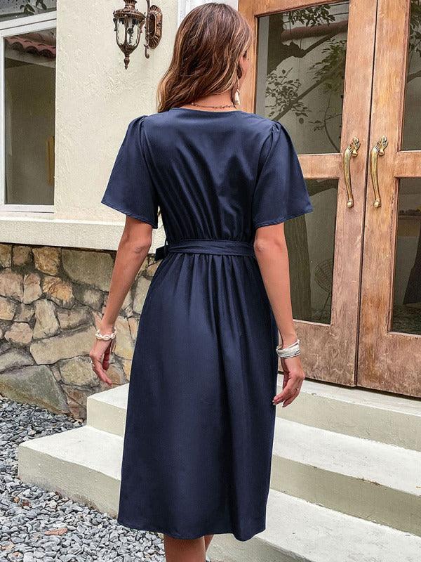Midi Jurk met V-hals en Ceintuur - Midi Dresses - Jurkjes.co