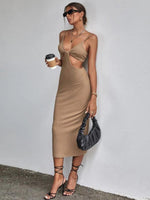 Midi Jurk met V-hals en Cut-out Detail - Midi Dresses - Jurkjes.co