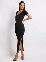 Midi Jurk met V-hals en Effen Design - Midi Dresses - Jurkjes.co