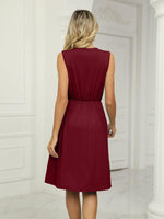 Midi Jurk met V-hals en Effen Kleur - Midi Dresses - Jurkjes.co