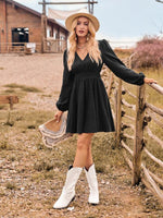 Midi Jurk met V-hals en Elastische Taille - Group8 - Jurkjes.co