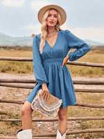 Midi Jurk met V-hals en Elastische Taille - Group8 - Jurkjes.co